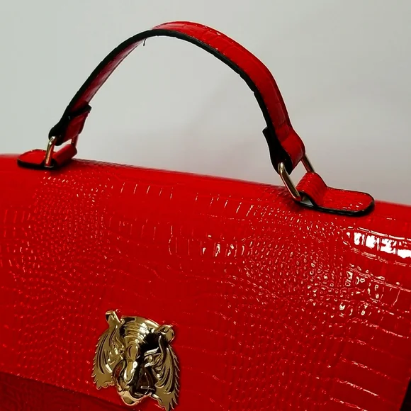 Red Handbag with Straps, Crocodile Pattern, Tiger Head Design Snap Closure NWOT - Picture 13 of 13